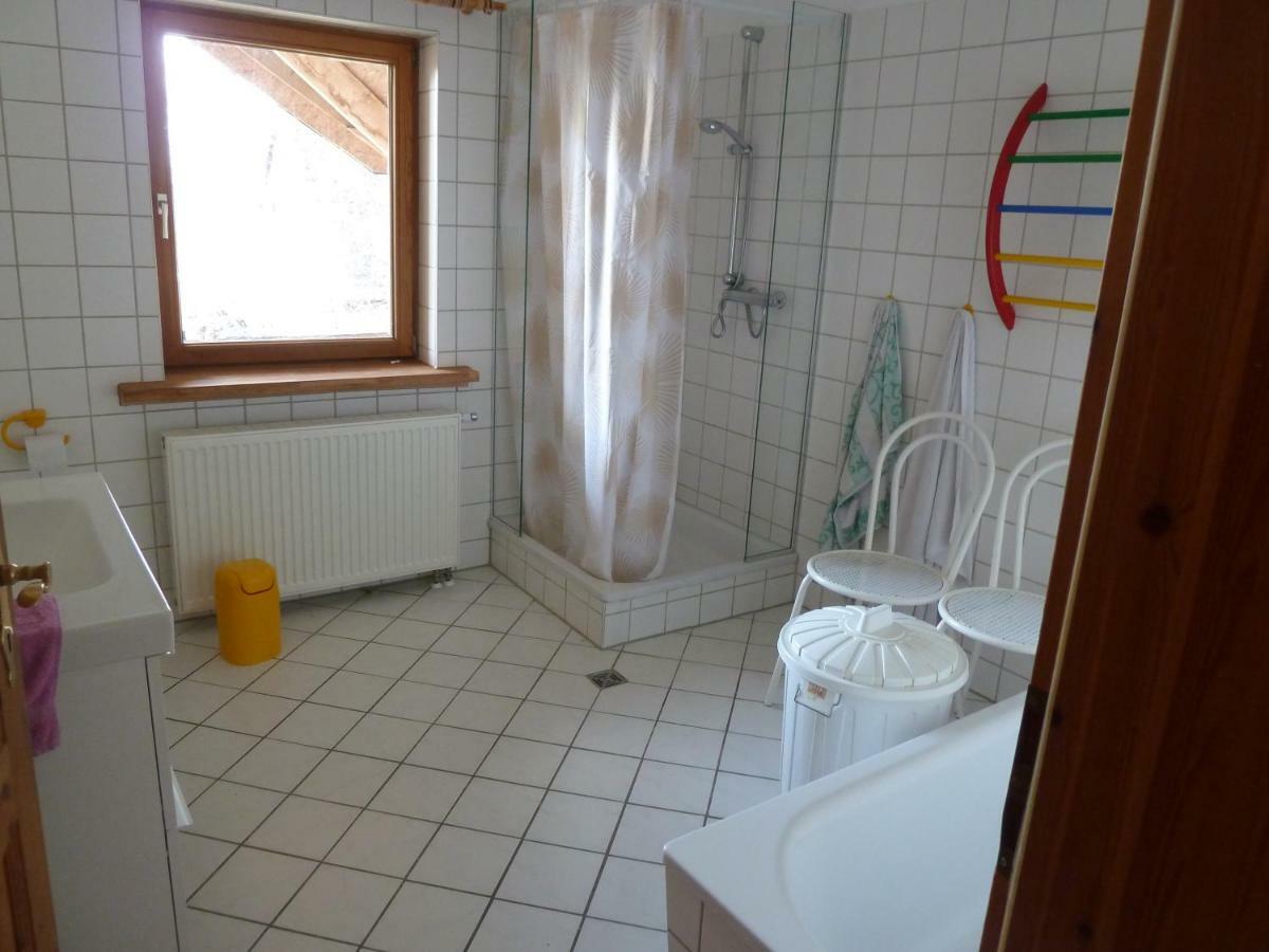 Muschel Apartment Riepsdorf ภายนอก รูปภาพ